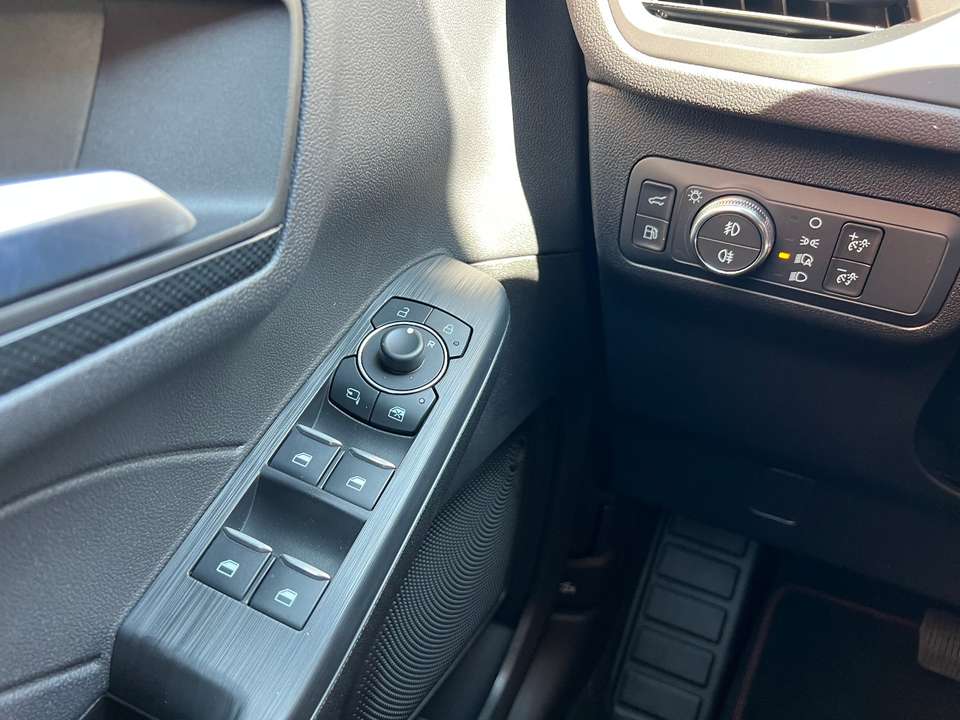 Ford Kuga - Imagem 13