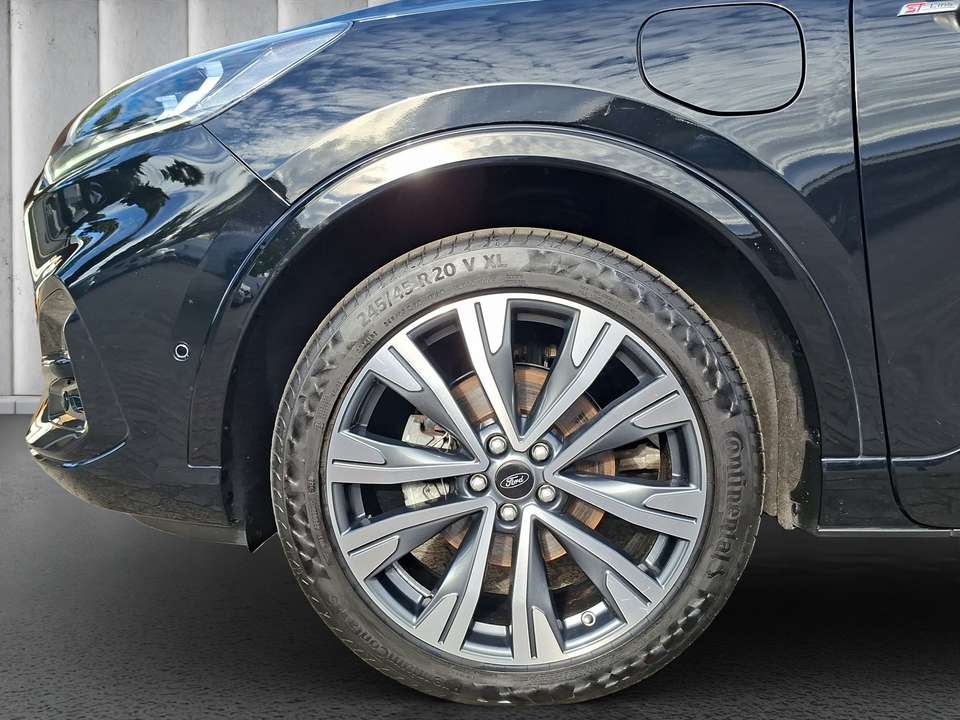 Ford Kuga - Imagem 9