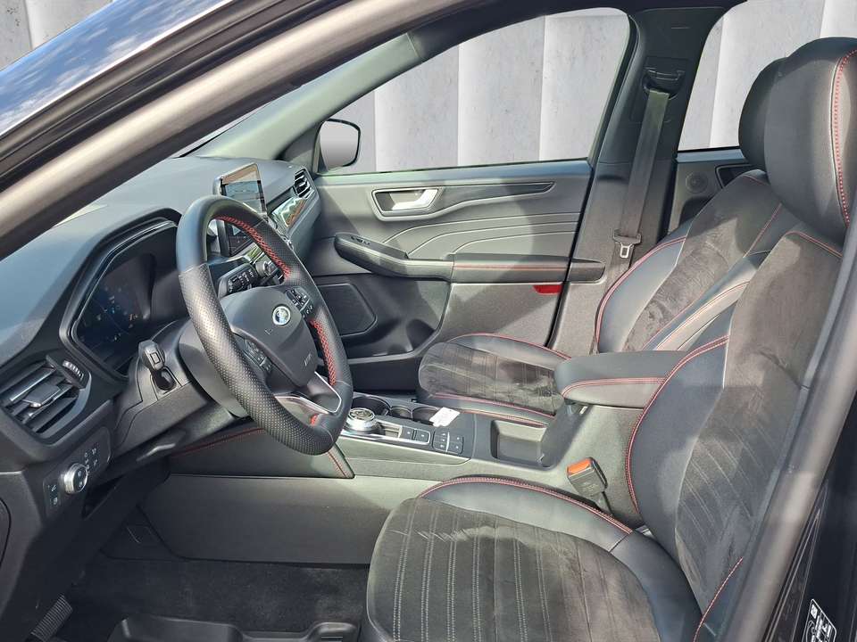 Ford Kuga - Imagem 10