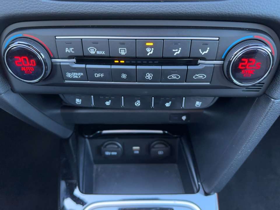 Kia Ceed SW / cee'd SW - Imagem 13