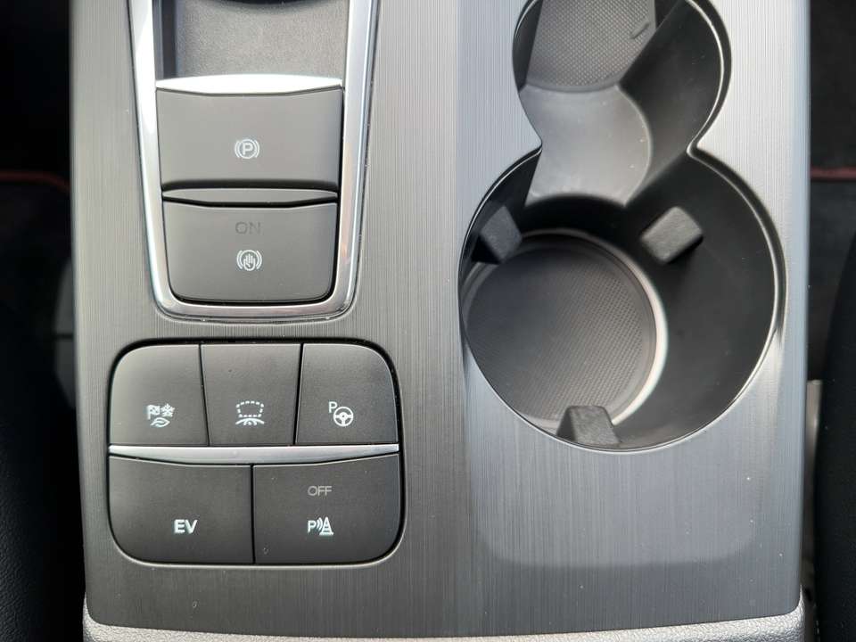 Ford Kuga - Imagem 15