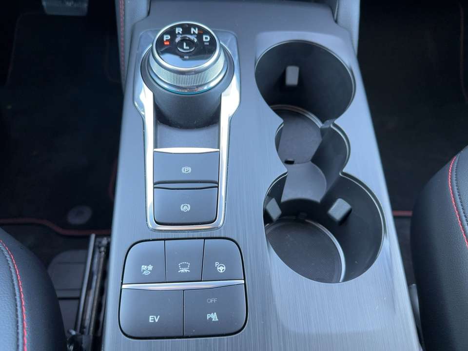 Ford Kuga - Imagem 15