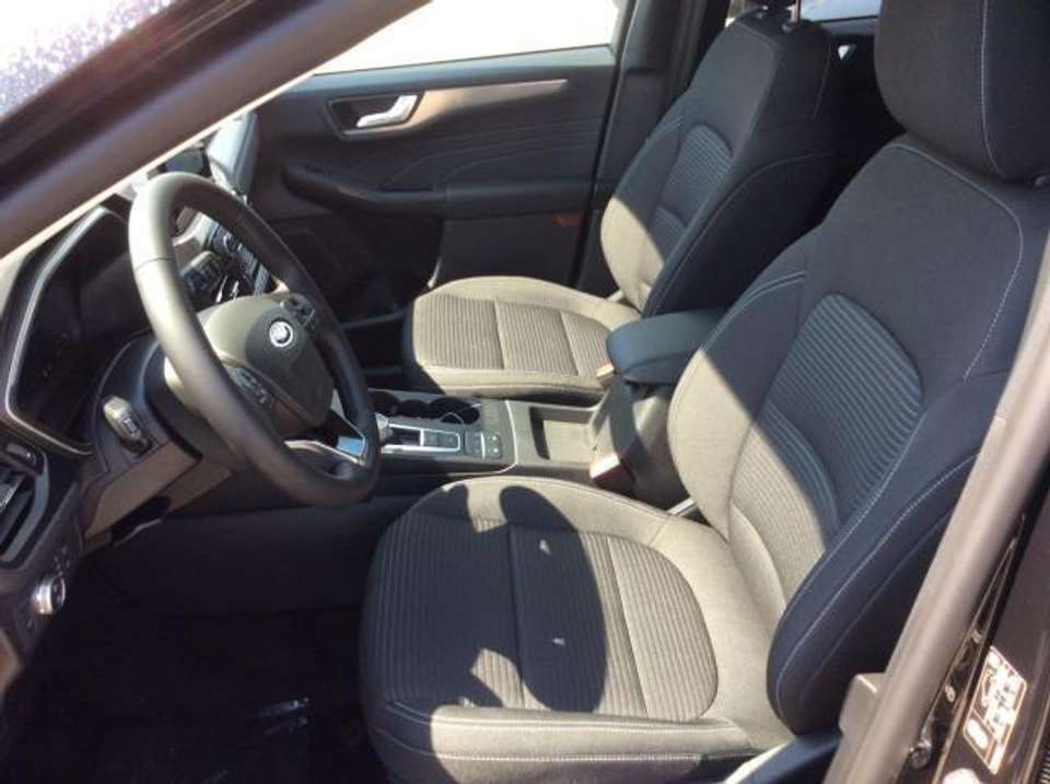 Ford Kuga - Imagem 12