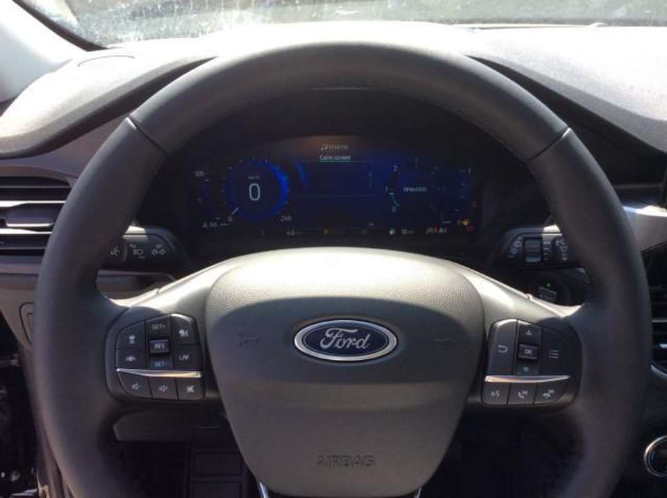 Ford Kuga - Imagem 13