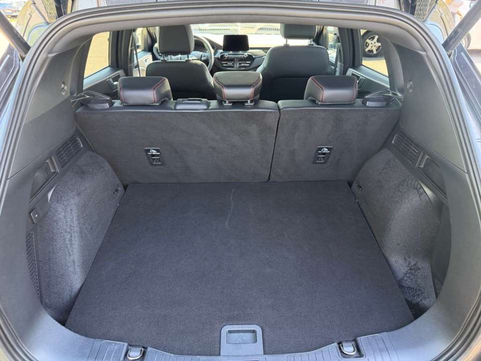 Ford Kuga - Imagem 9