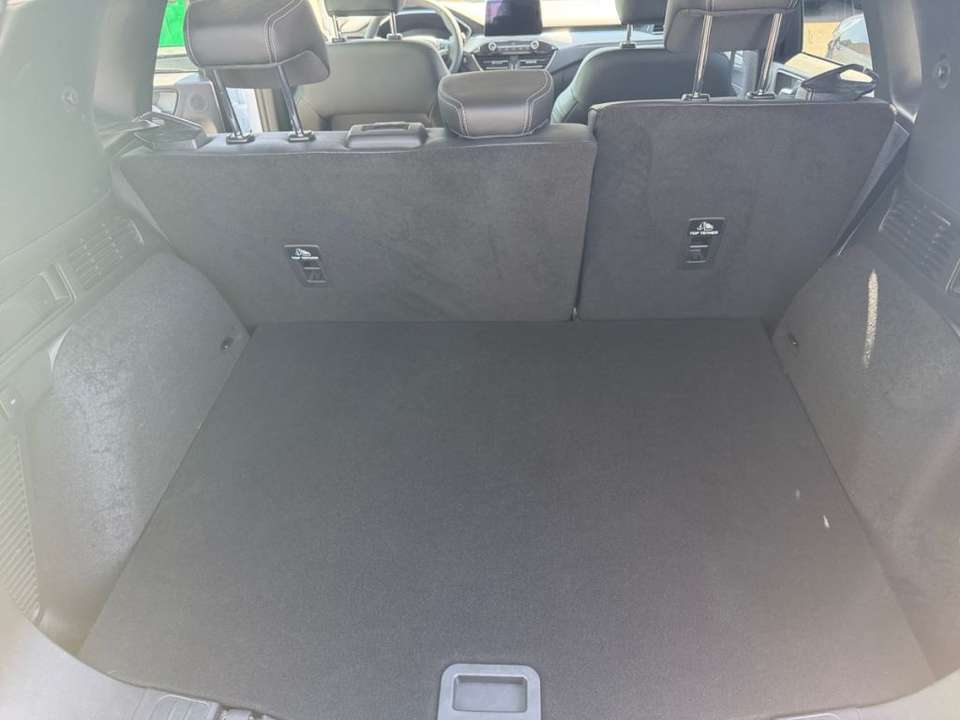 Ford Kuga - Imagem 9