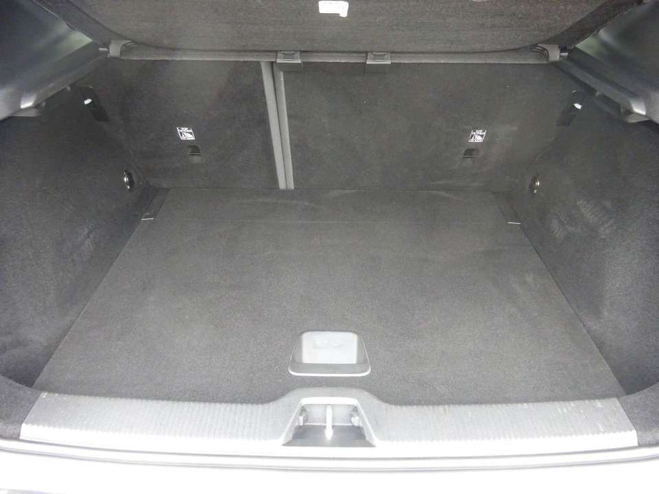 Volvo EX30 - Imagem 6
