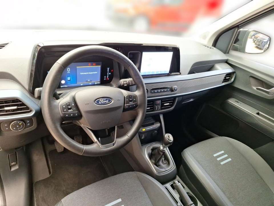 Ford Transit Courier - Imagem 10