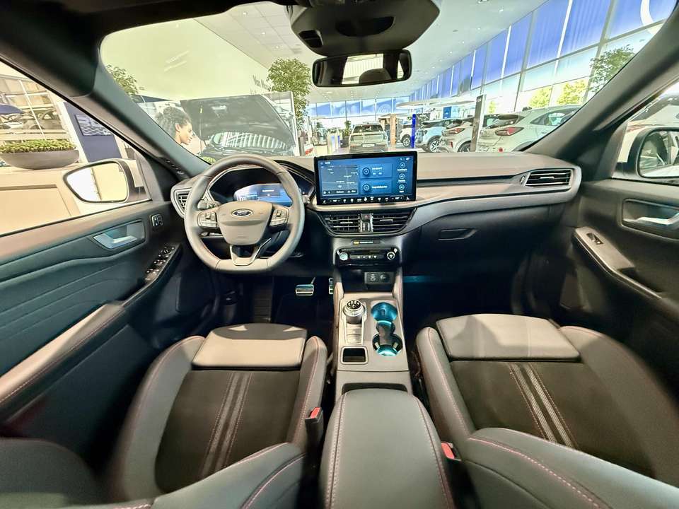 Ford Kuga - Imagem 8
