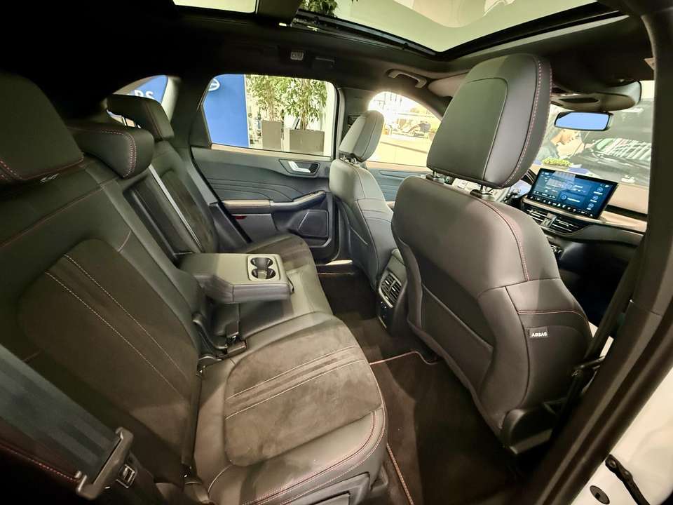 Ford Kuga - Imagem 11