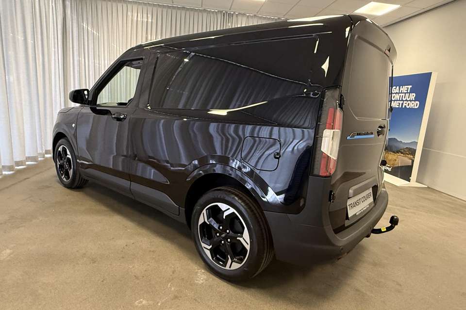 Ford Transit Courier - Imagem 6