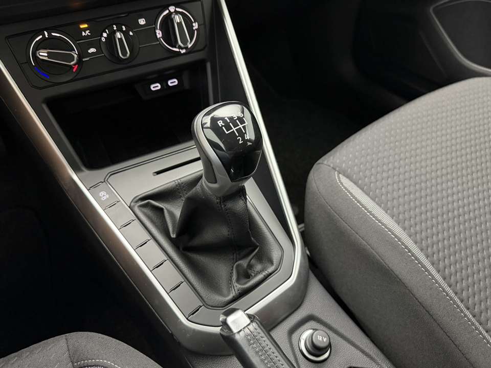 Volkswagen Polo - Imagem 18