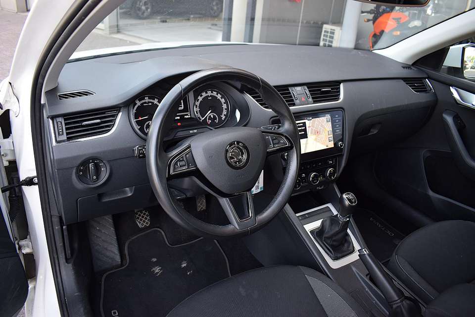 Skoda Octavia - Imagem 3
