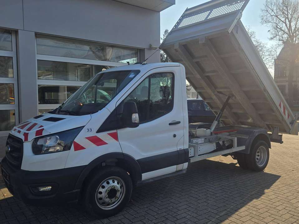 Ford Transit - Imagem 1