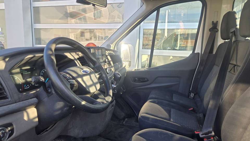 Ford Transit - Imagem 9