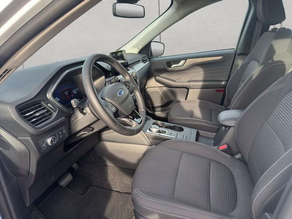 Ford Kuga - Imagem 9