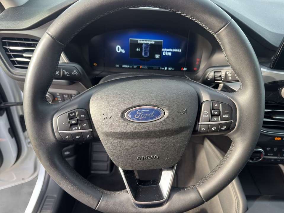 Ford Kuga - Imagem 10