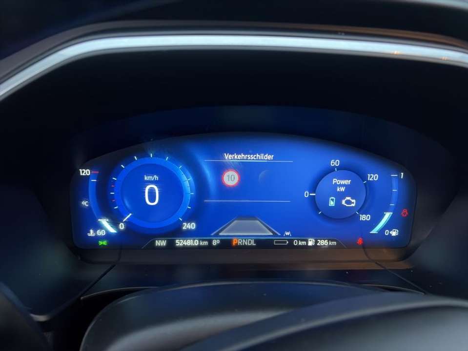 Ford Kuga - Imagem 13