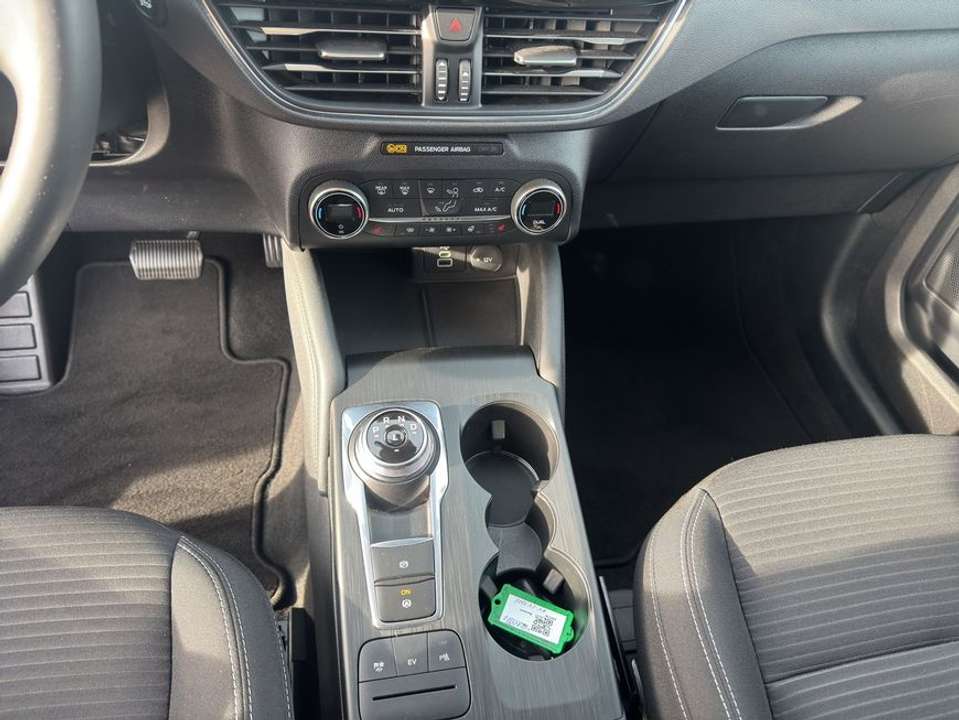 Ford Kuga - Imagem 13