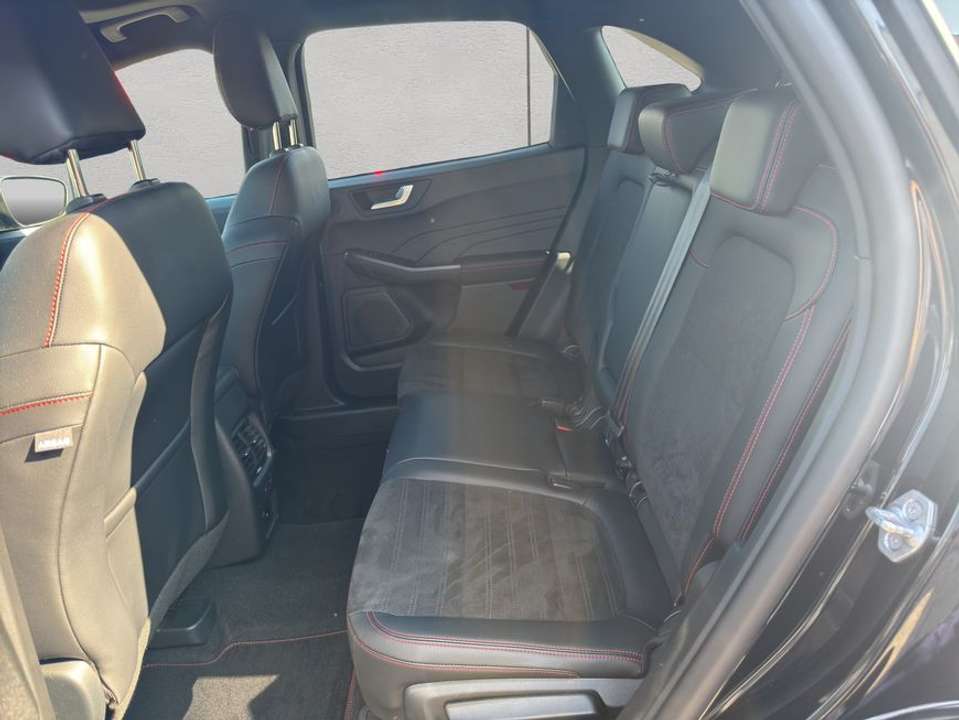 Ford Kuga - Imagem 12
