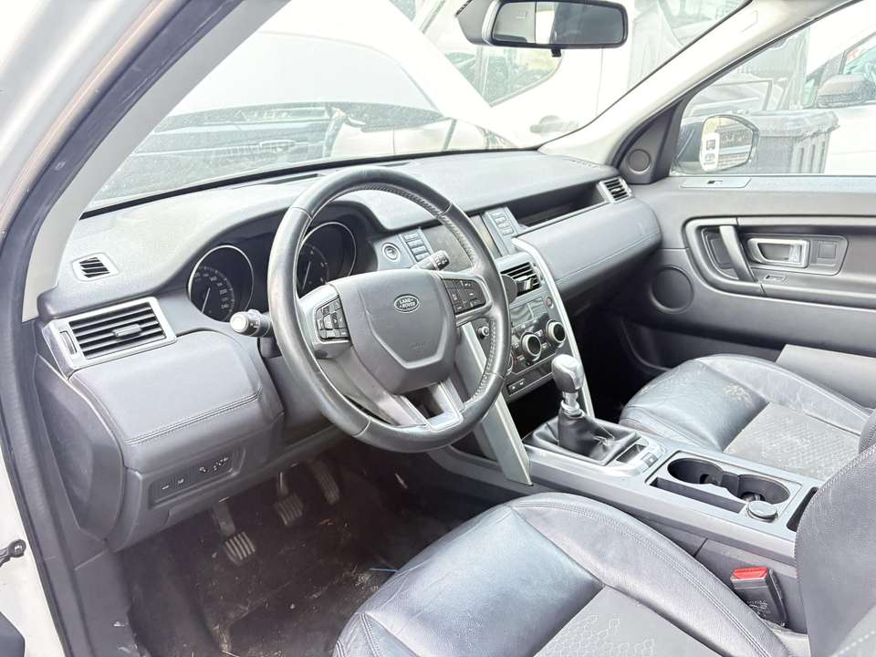 Land Rover Discovery Sport - Imagem 3
