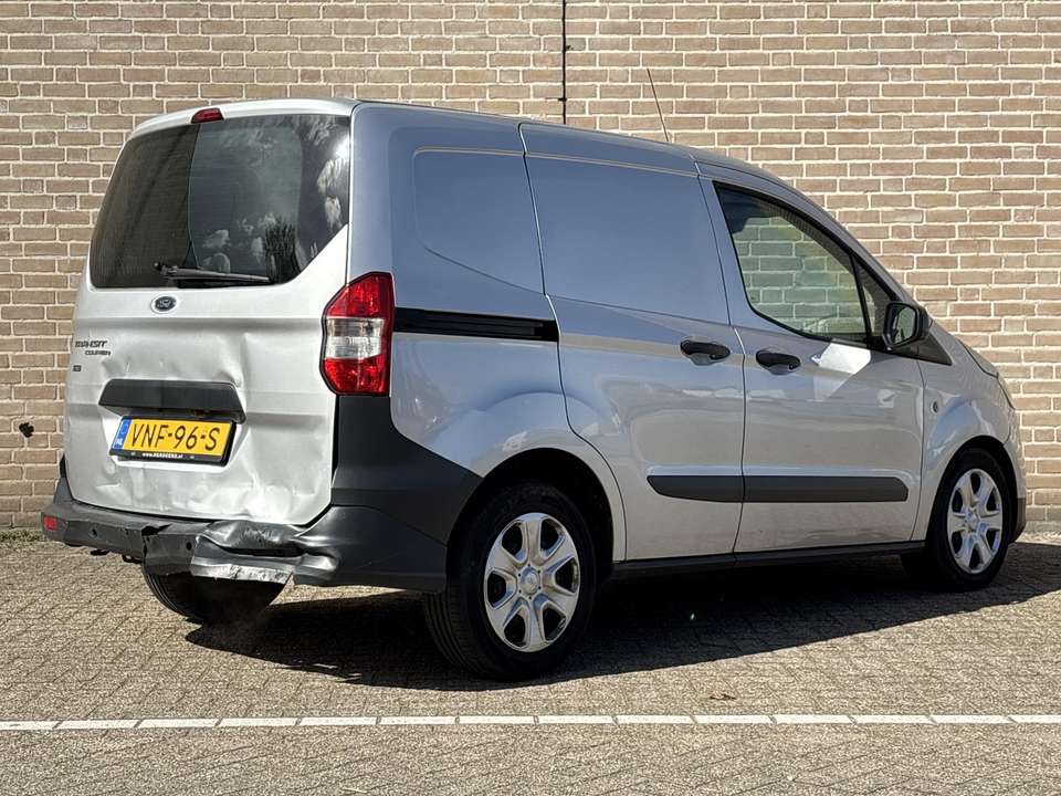 Ford Transit Courier - Imagem 2