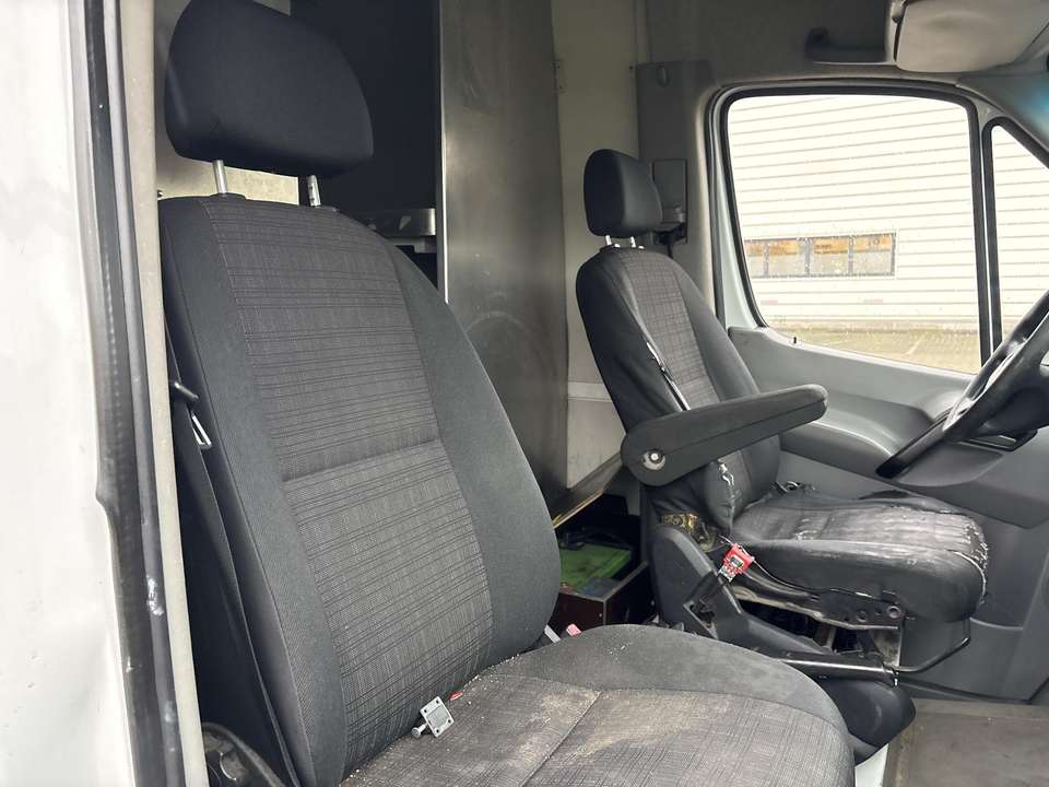 Mercedes-Benz Sprinter - Imagem 4