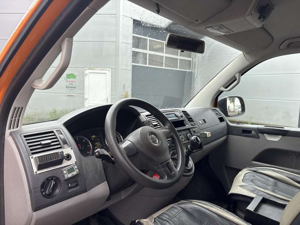 Volkswagen T5 Transporter - Imagem 3
