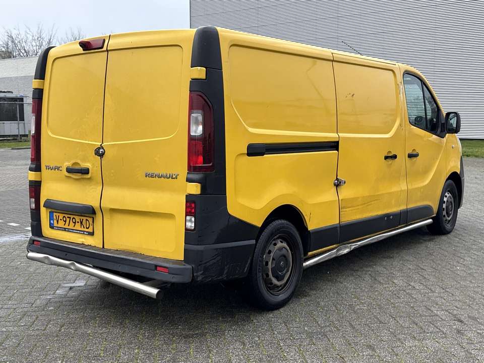 Renault Trafic - Imagem 2