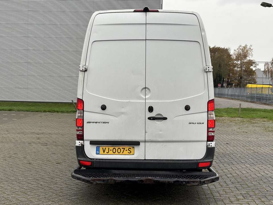 Mercedes-Benz Sprinter - Imagem 6