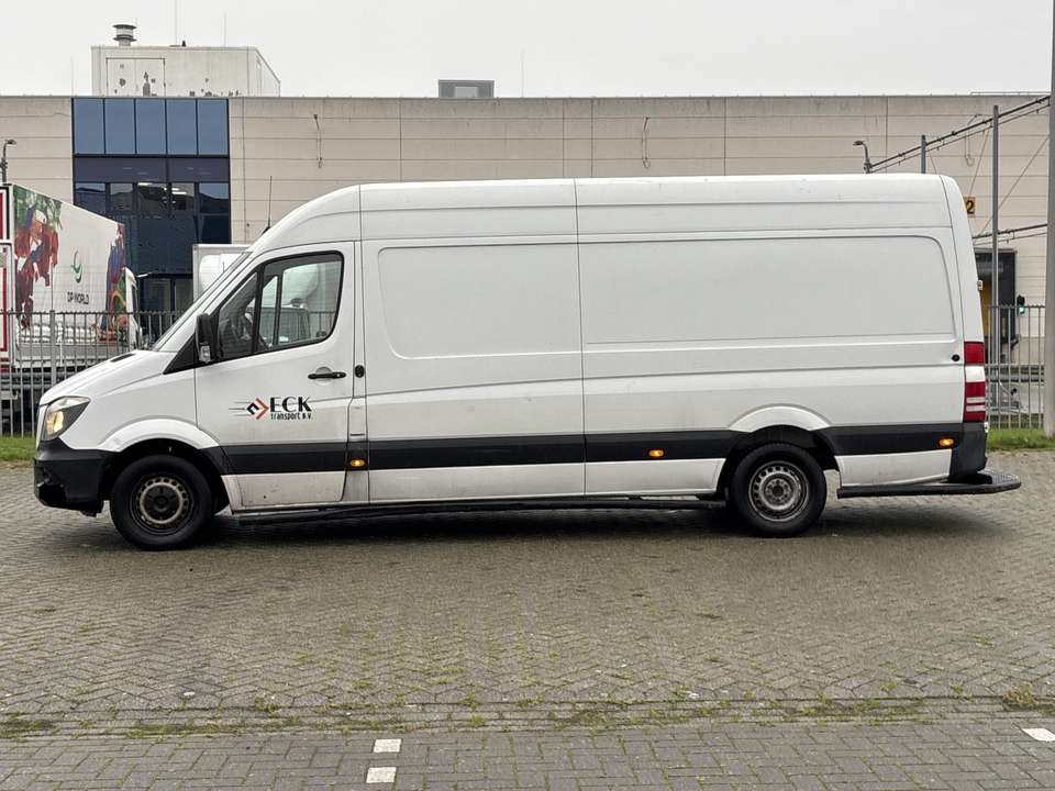 Mercedes-Benz Sprinter - Imagem 8