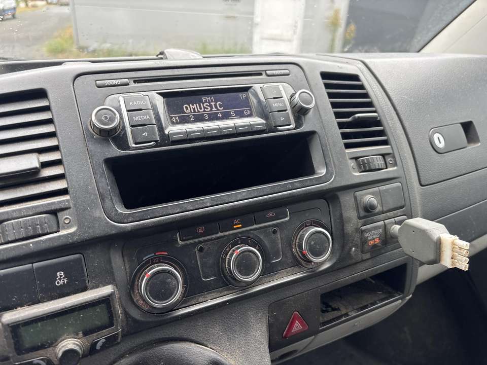 Volkswagen T5 Transporter - Imagem 11