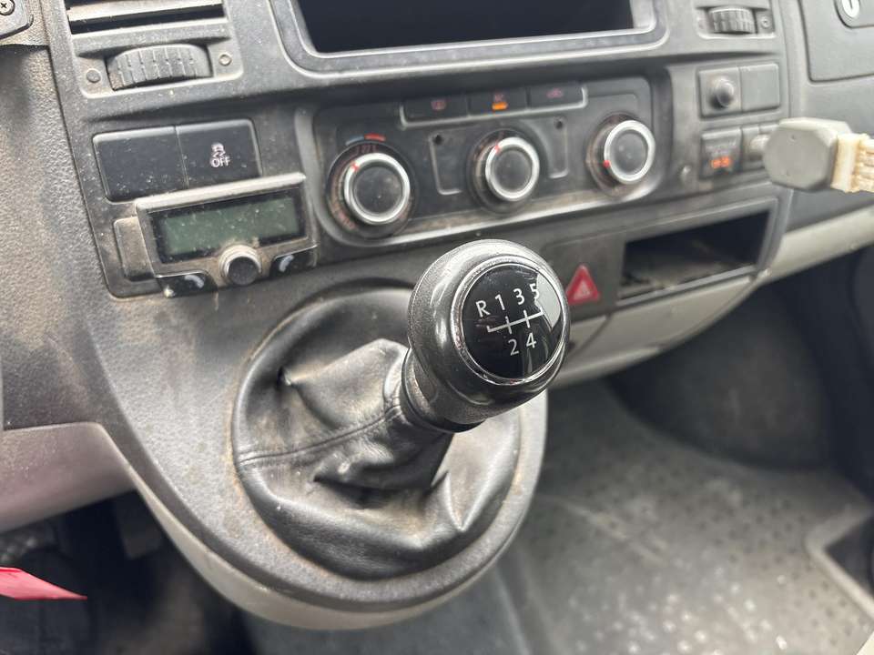Volkswagen T5 Transporter - Imagem 12