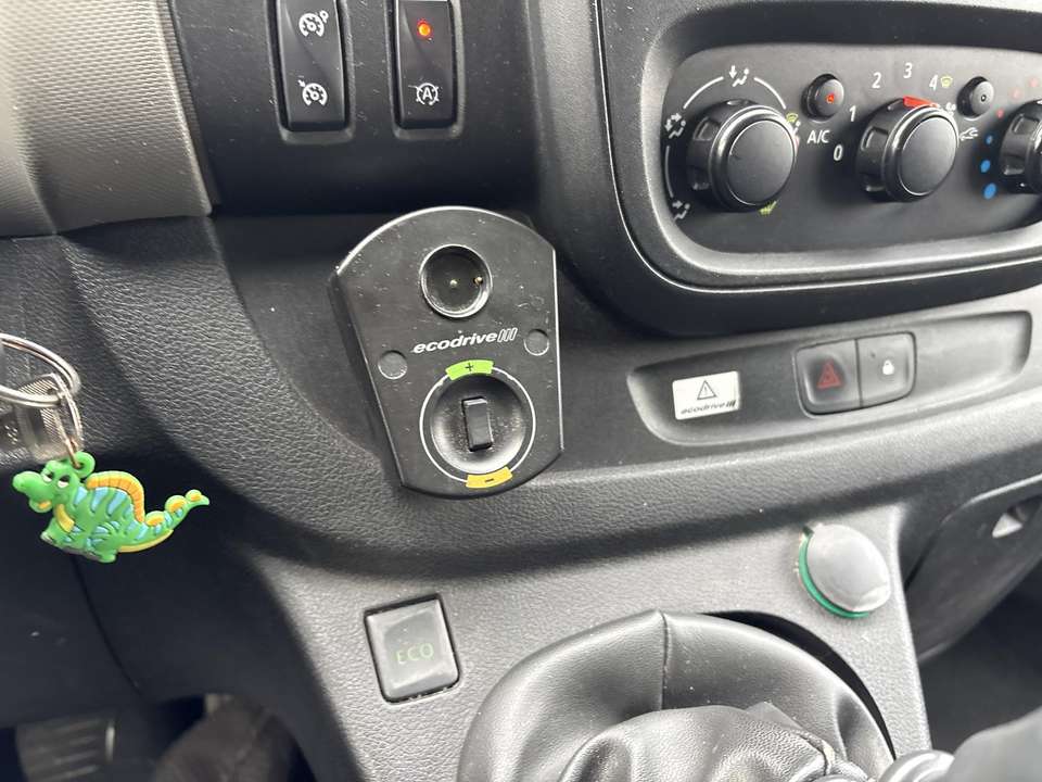 Renault Trafic - Imagem 13