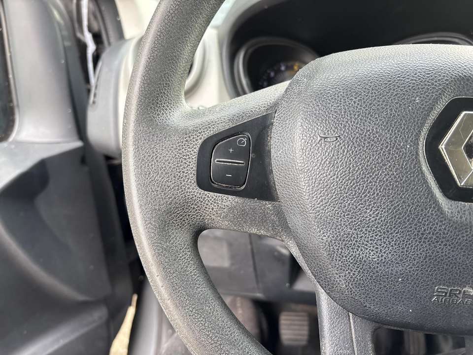 Renault Trafic - Imagem 10