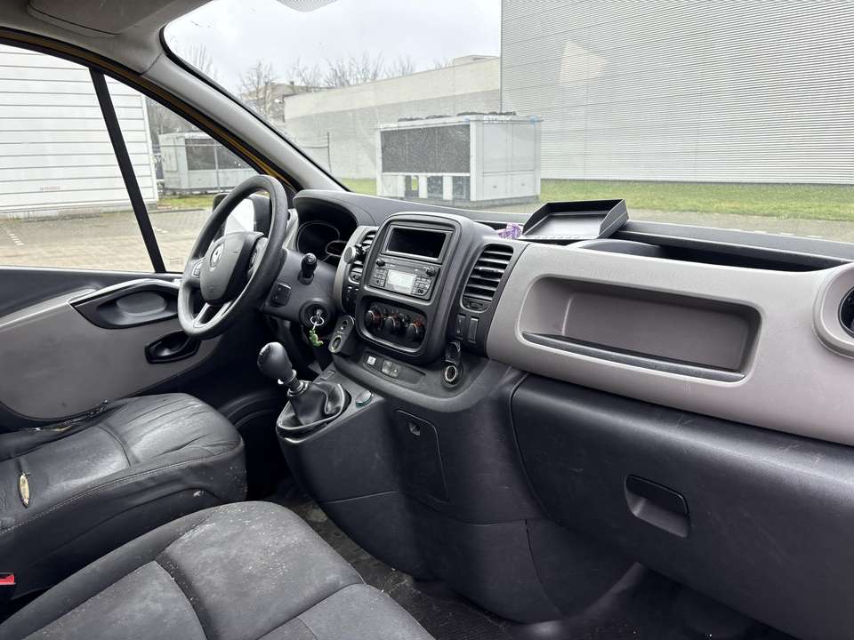 Renault Trafic - Imagem 15