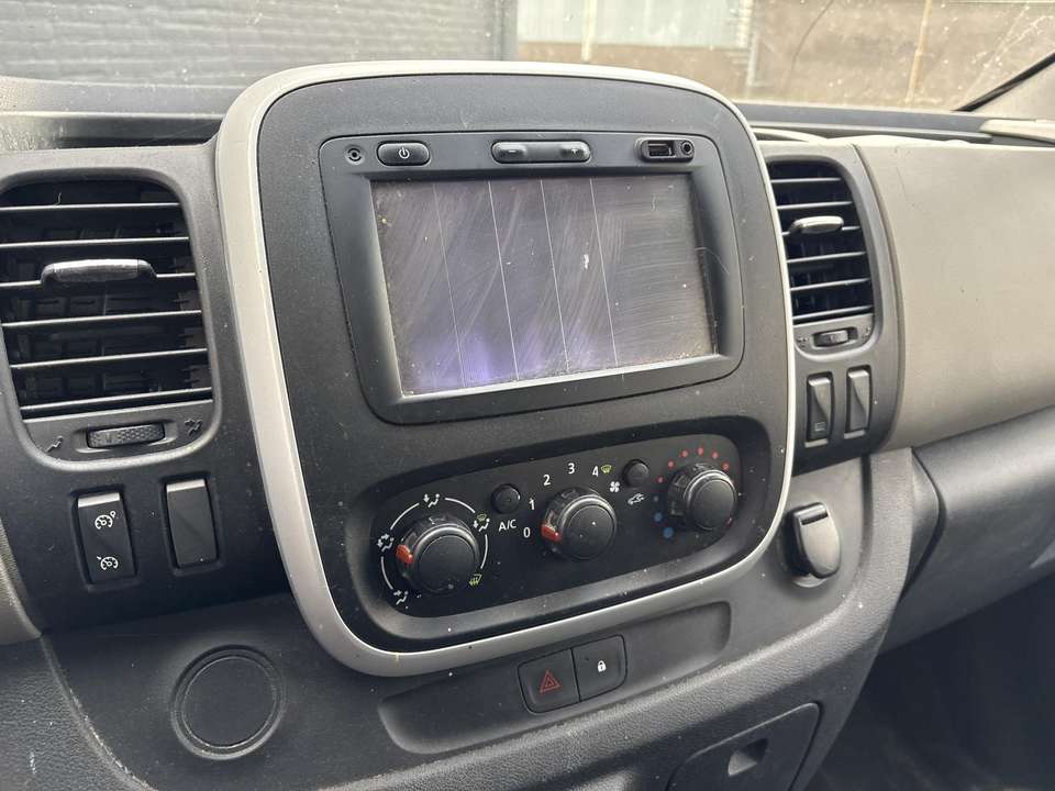 Renault Trafic - Imagem 12