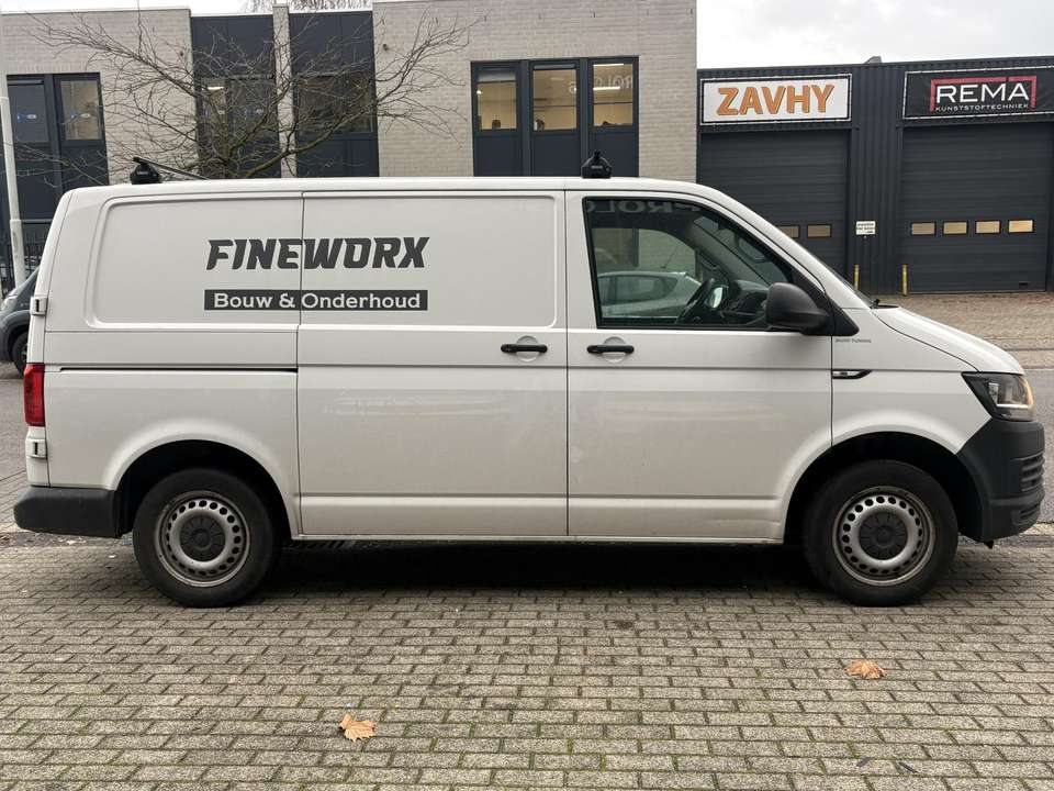 Volkswagen T6 Transporter - Imagem 8