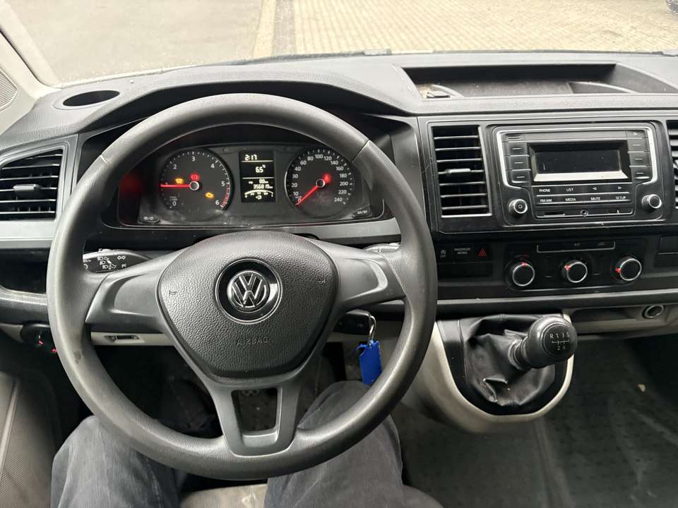 Volkswagen T6 Transporter - Imagem 11
