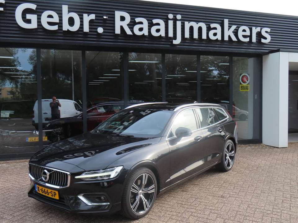 Volvo V60 - Imagem 1