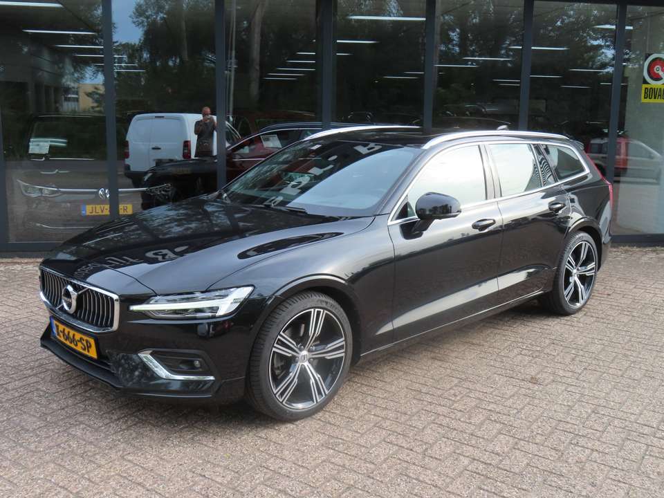 Volvo V60 - Imagem 2
