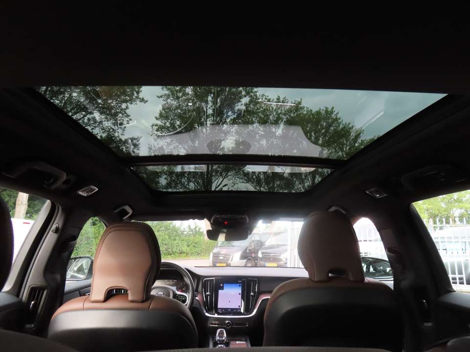 Volvo V60 - Imagem 13