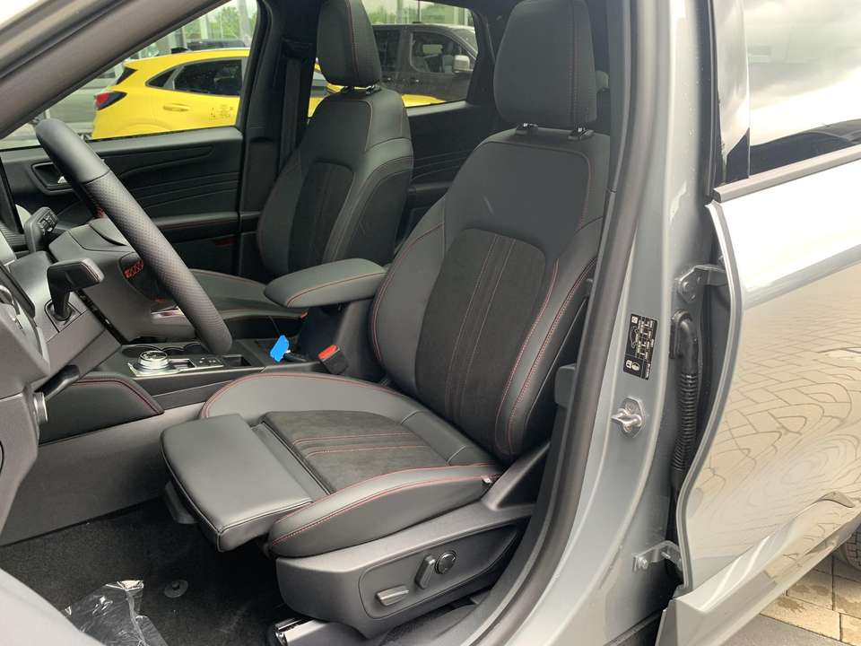 Ford Kuga - Imagem 13