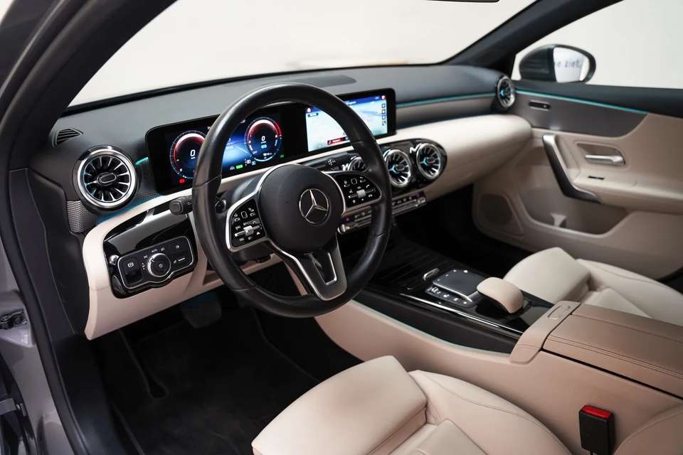 Mercedes-Benz A 250 - Imagem 15