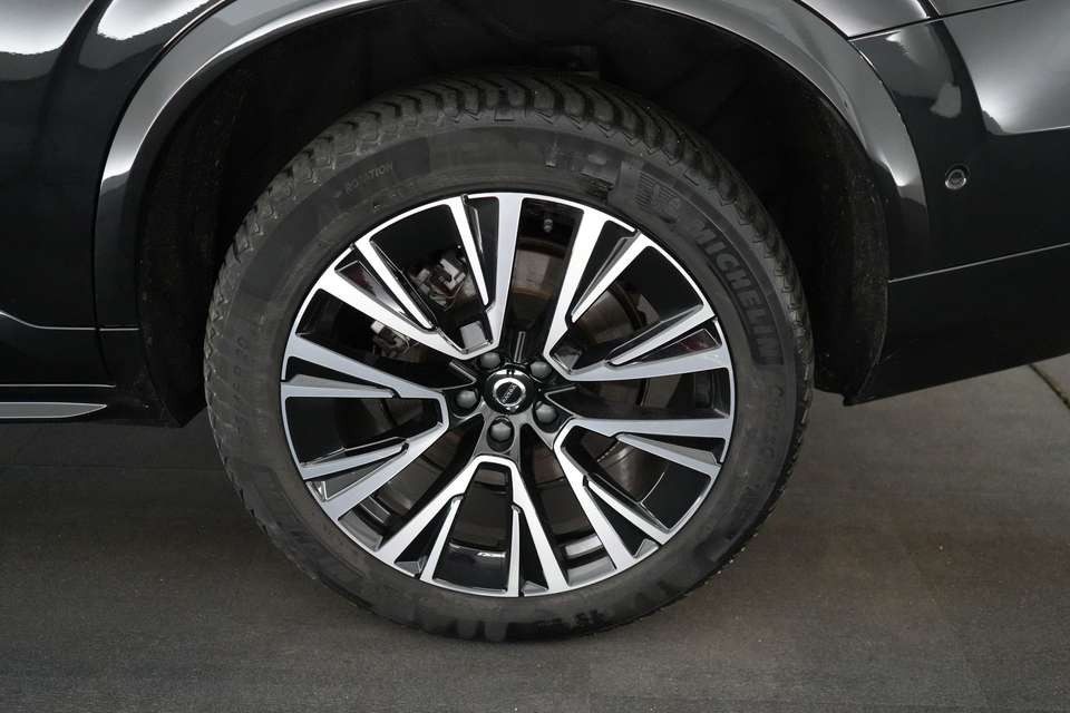 Volvo XC90 - Imagem 12