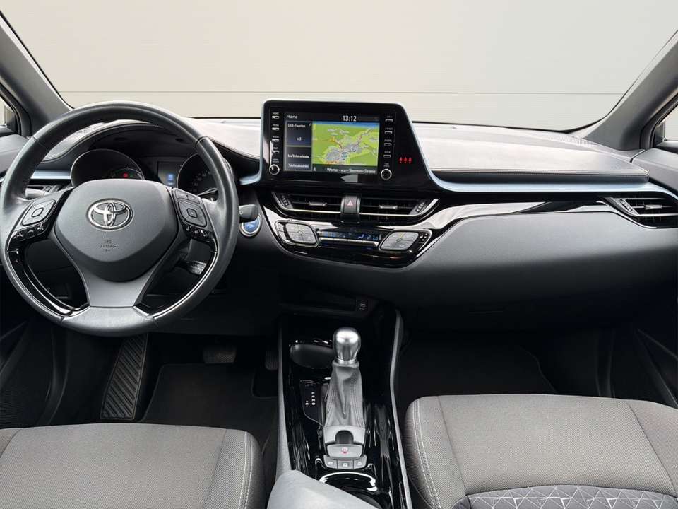 Toyota C-HR - Imagem 12
