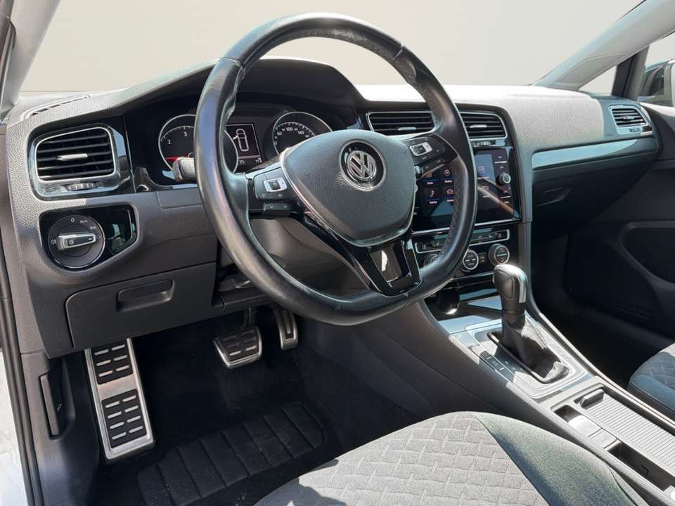 Volkswagen Golf - Imagem 10