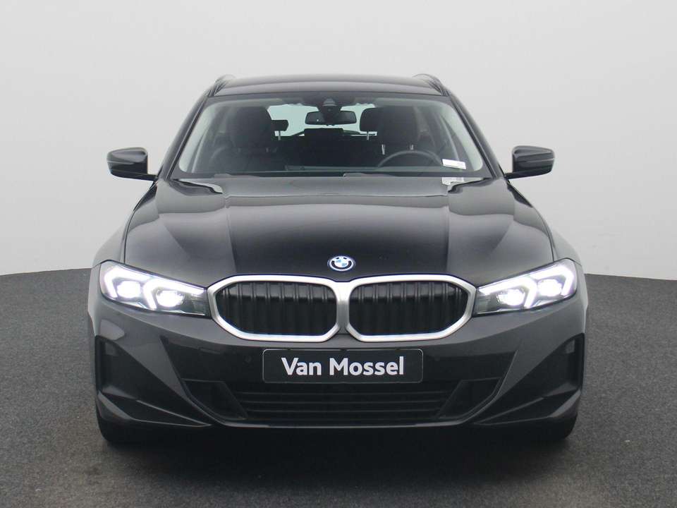 BMW 320 - Imagem 3