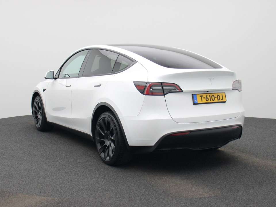 Tesla Model Y - Imagem 2