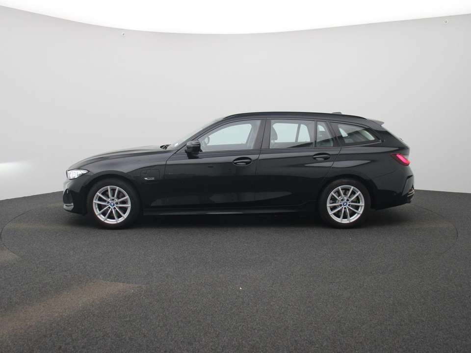 BMW 320 - Imagem 4